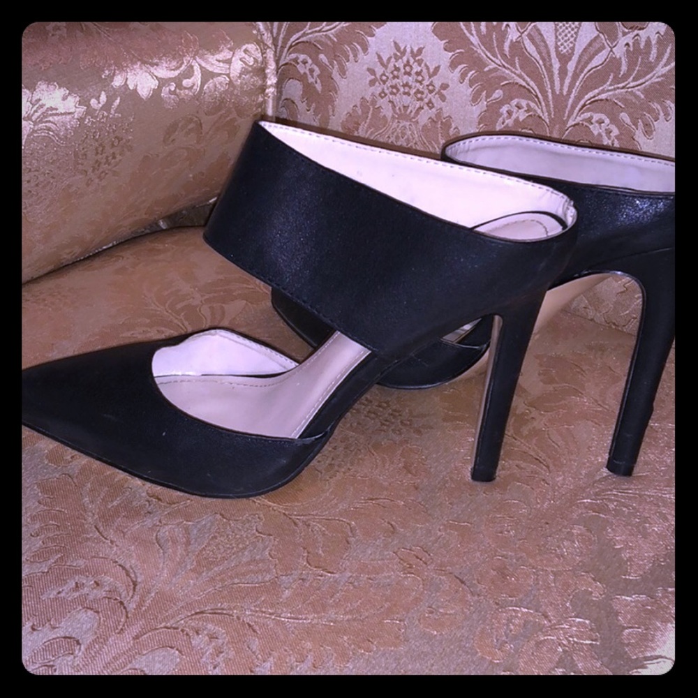 Pointy heels
